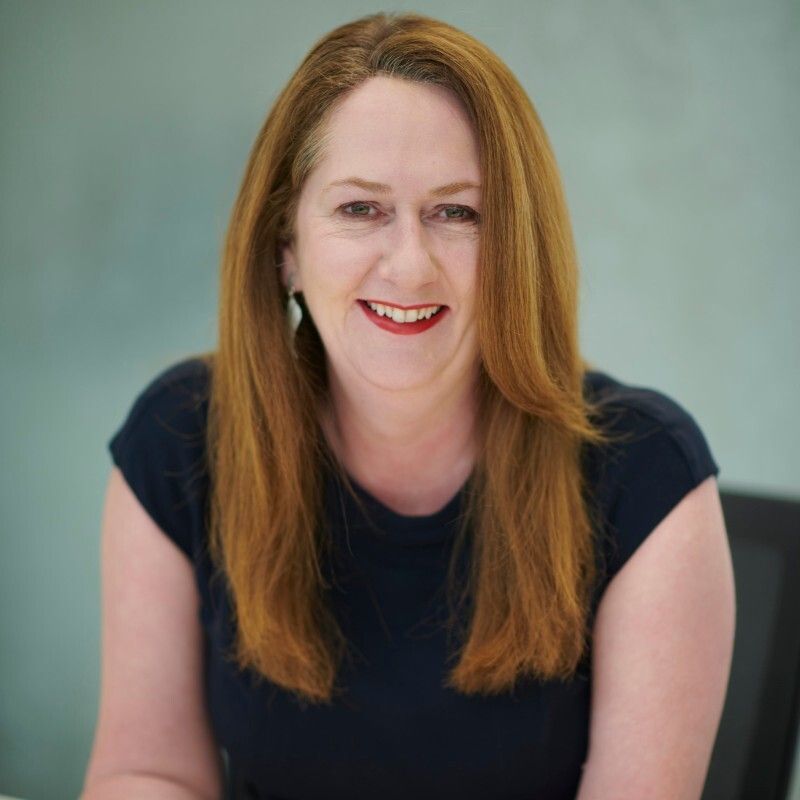 Dr Gráinne Oates